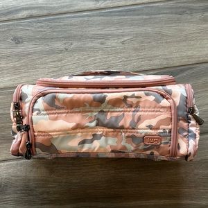 NWOT Lug Trolley Cosmetic Case